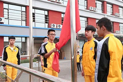 太原万通汽修学校