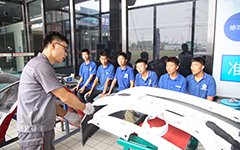 名师公开课——钣喷专业车身塑料件的精修